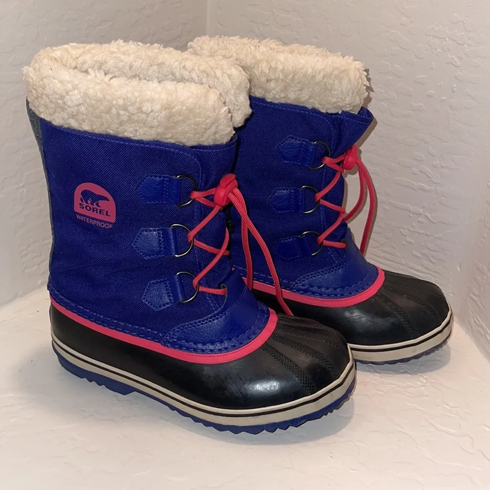 SOREL Purple, Pink, Black and white Waterproof Snow Rain Wintet Boots Size 4